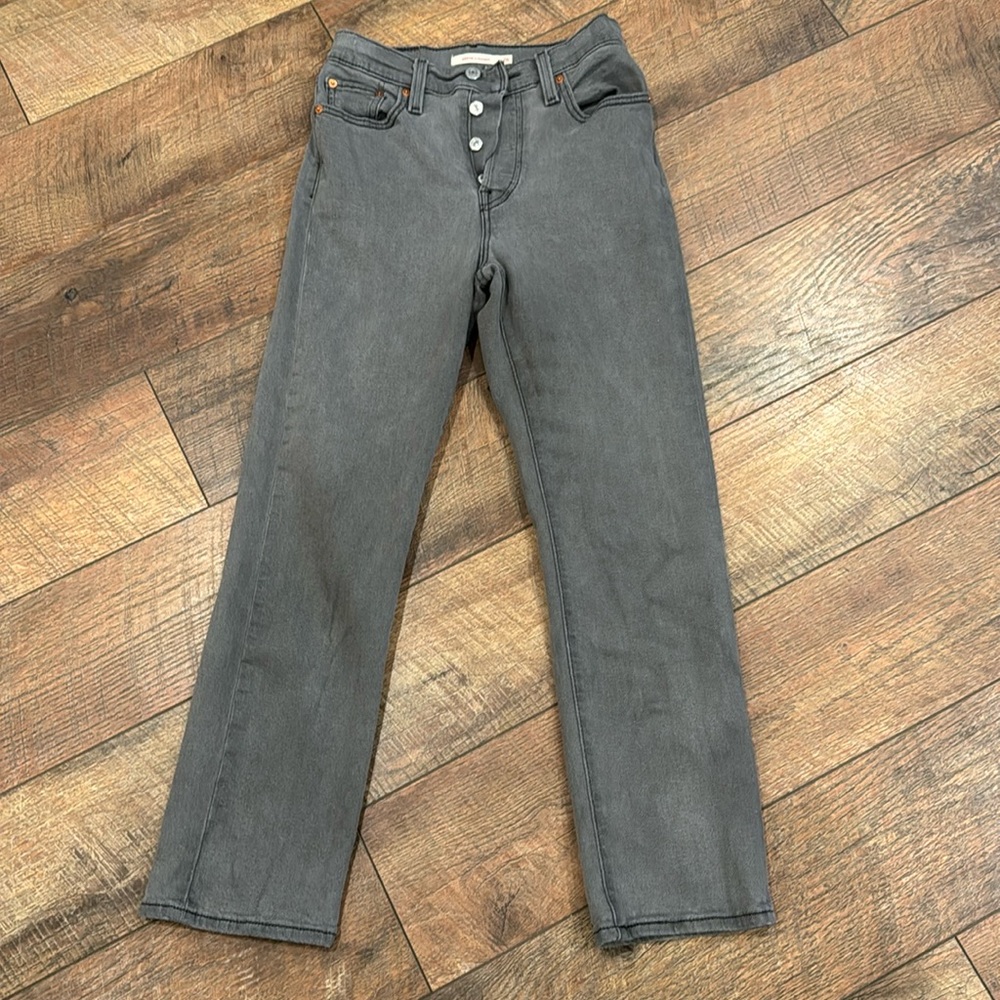 Levi's Wedgie Straight 26